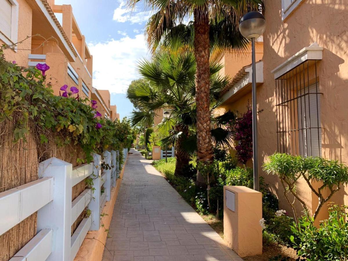 Marinas Sol - Tu Hogar Con Jardin Privado! Lägenhet Vera Exteriör bild